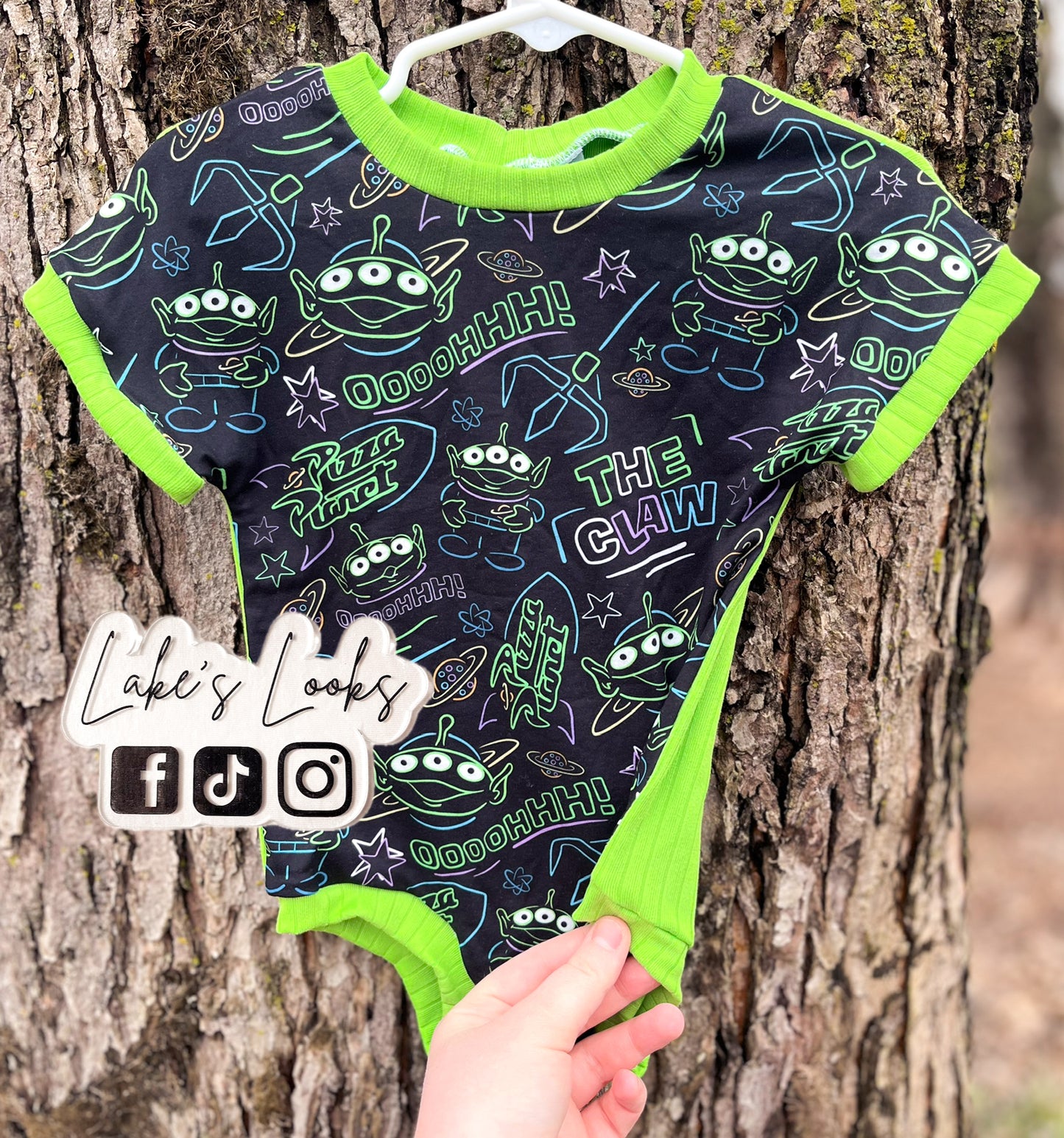 RTS (6/9) Alien Cozy Romper
