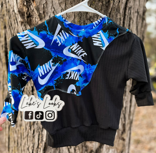 RTS (2T) Drip Crewneck