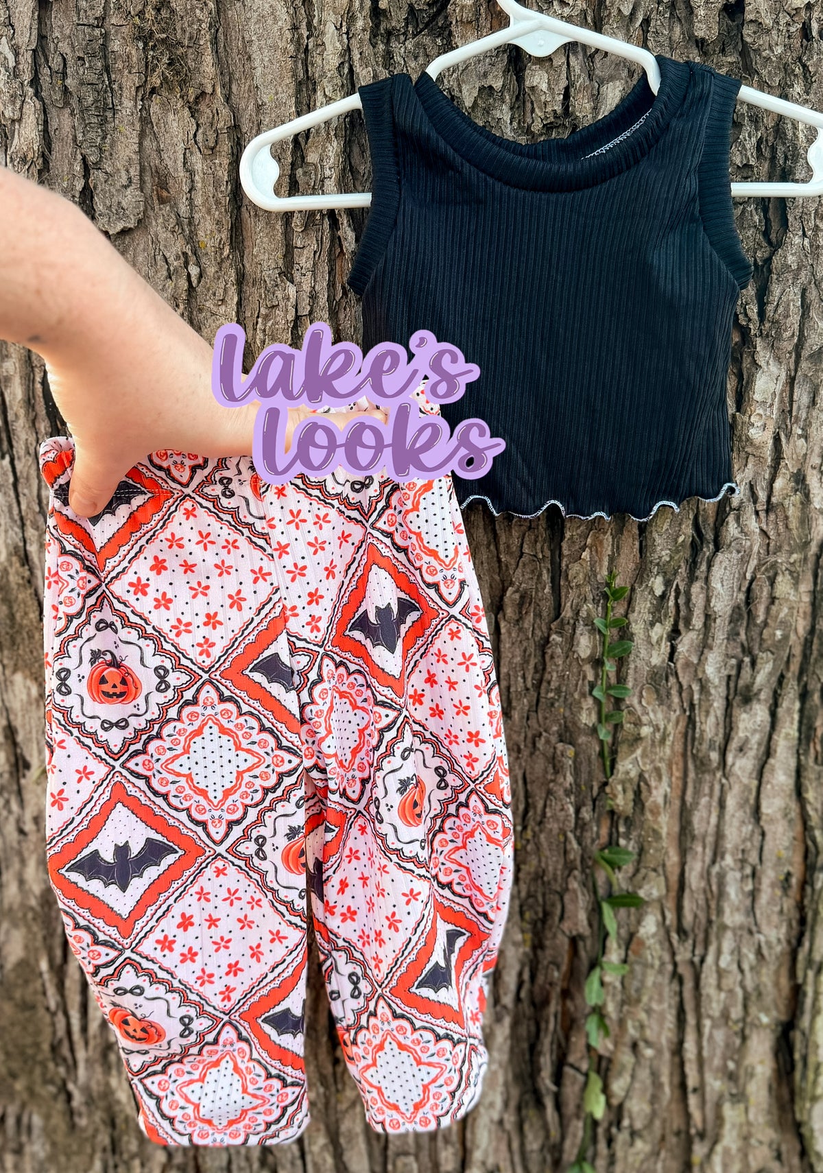 RTS (9/12) Pumpkin & Bats Barrel Pant Set