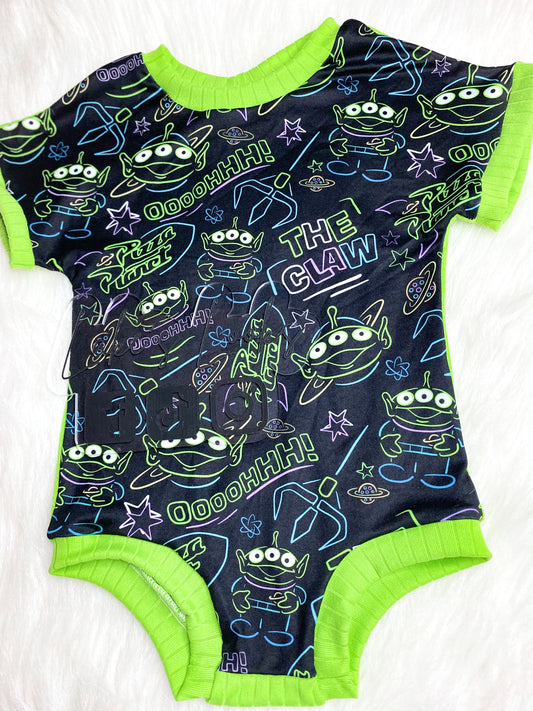 6/9 Alien Cozy Romper